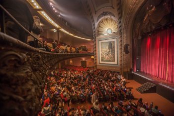 Palace Theatre, Los Angeles: Night On Broadway 2018 audience from Balcony front