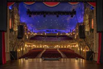 Paramount Theatre, Anderson, American Midwest (outside Chicago): Auditorium from Backstage