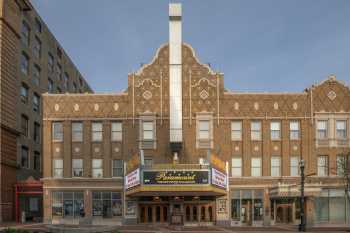 Paramount Theatre, Anderson, American Midwest (outside Chicago): Exterior