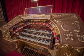 Paramount Theatre, Anderson, American Midwest (outside Chicago): Organ Console
