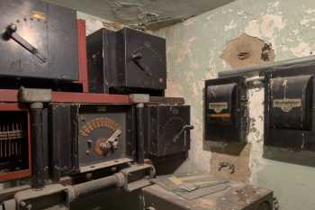 Paramount Theatre, Anderson, American Midwest (outside Chicago): Projection Booth Switchgear