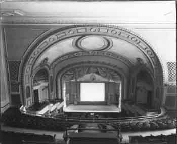 Auditorium in 1915, showing organ grilles in opera box domed ceilings and walls facing the balcony (JPG)