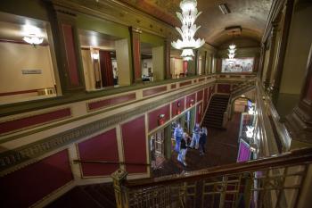 Paramount Theatre, Austin: Upper Lobby