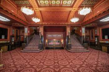 Edinburgh Playhouse, United Kingdom: outside London: Foyer