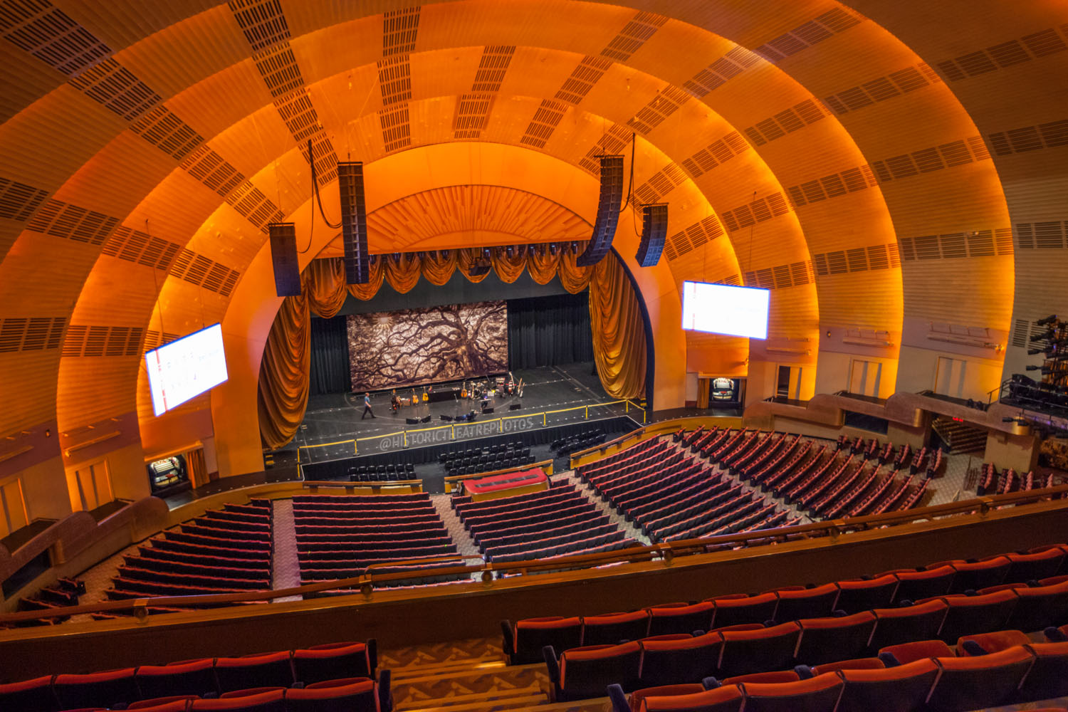 A Night in the Music Box at Madison Square Garden, The New Yorker Radio  Hour