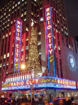 Radio City Music Hall, New York: Radio City at Christmas