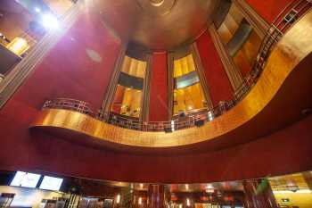 Radio City Music Hall, New York: Grand Foyer South end