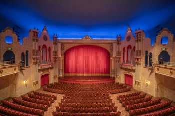 Stefanie H. Weill Center for the Performing Arts, Sheboygan, American Midwest (outside Chicago): Auditorium Balcony Center Front