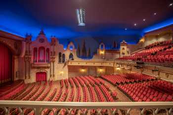 Stefanie H. Weill Center for the Performing Arts, Sheboygan, American Midwest (outside Chicago): Auditorium from House Left