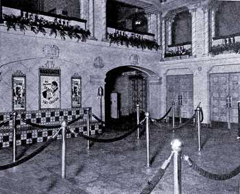 Photo of the lobby at the theatre’s grand opening, courtesy Cinema Treasures user <i>dallasmovietheaters</i> (JPG)
