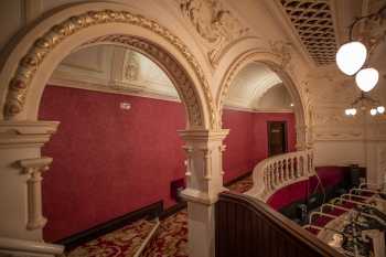 Theatre Royal, Newcastle upon Tyne, United Kingdom: outside London: Gallery Slips House Left