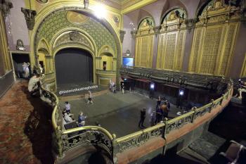 Tower Theatre, Los Angeles: Auditorium from Balcony front