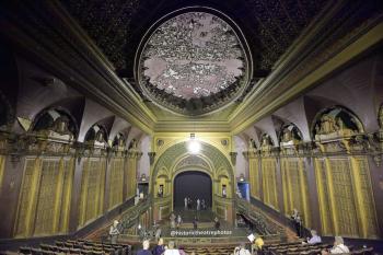 Tower Theatre, Los Angeles: Auditorium from rear Balcony