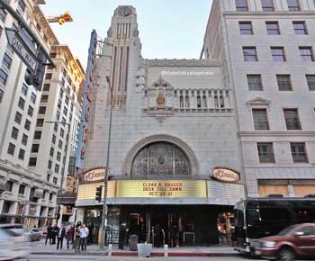 Tower Theatre, Los Angeles: Broadway façade in 2018
