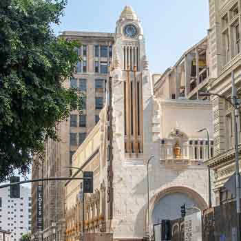 Tower Theatre, Los Angeles: Tower Theatre from 8th St, 2020