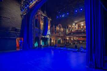 Uptown Theater, Kansas City, American Midwest (outside Chicago): Backstage from Upstage Right