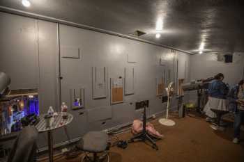 Uptown Theater, Kansas City, American Midwest (outside Chicago): Projection Booth from House Left side