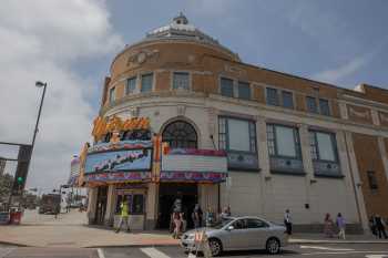 Uptown Theater, Kansas City, American Midwest (outside Chicago): Exterior