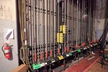 Warner Grand, San Pedro: Counterweight Locking Rail