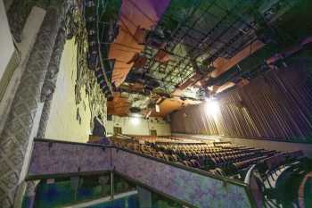 Hollywood Warner Theatre: Balcony House Right Auditorium showing House Right wall