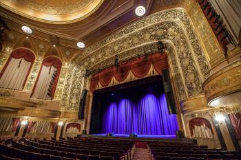Warner Theatre, Washington DC: Auditorium Right on Aisle