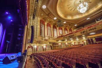 Warner Theatre, Washington DC: Auditorium from front of Stage