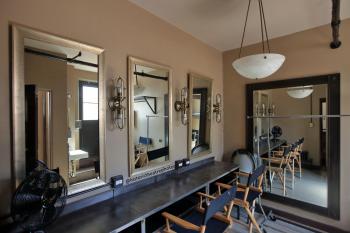 Wilshire Ebell Theatre: Dressing Room