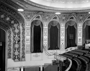 Auditorium with opera boxes removed to accommodate widescreen processes of the 1950s and 1960s